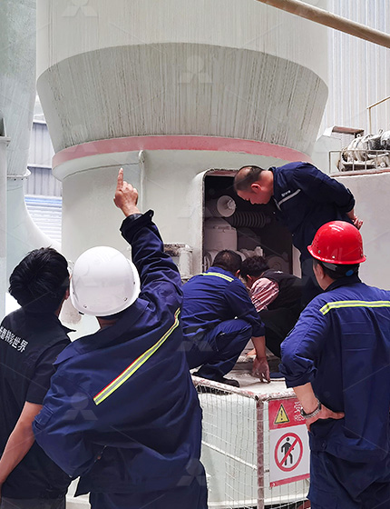 發貨后，黎明重工派遣專業技術人員親赴現場，進行售后的安裝、調試、投產等一系列工作，目前該項目運行情況良好，生產效率大大提高，電能消耗有效降低，當地環境明顯改善，實現了