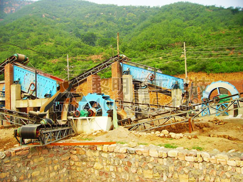 機(jī)制砂生產(chǎn)現(xiàn)場